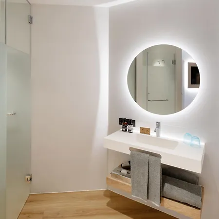 Hotel Innside By Melia Tenerife Cruz 4*
