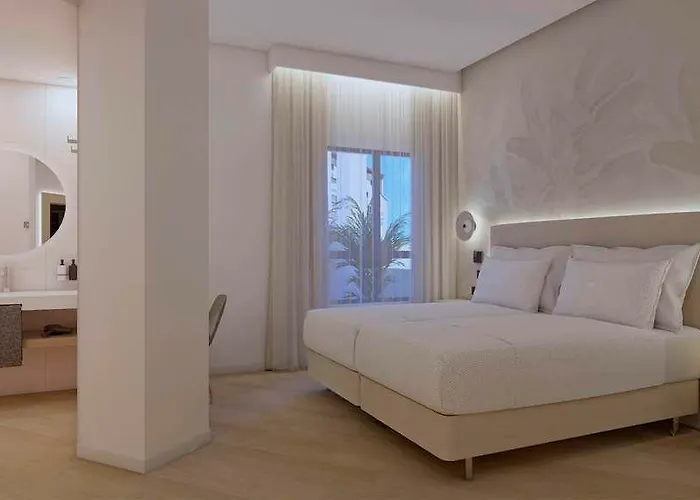 Innside Tenerife Cruz Hotel 4*