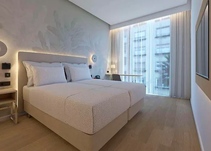 Innside Tenerife Cruz Hotel 4*