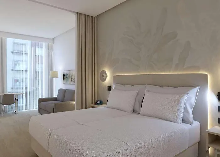 Innside Tenerife Cruz 4*