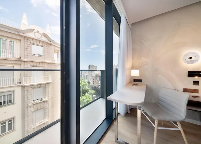 Innside Tenerife Cruz Hotel 4*