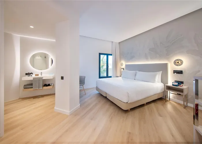 Hotel Innside Tenerife Cruz 4*